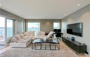 3 Bedroom Beautiful Apartment In Haugesund